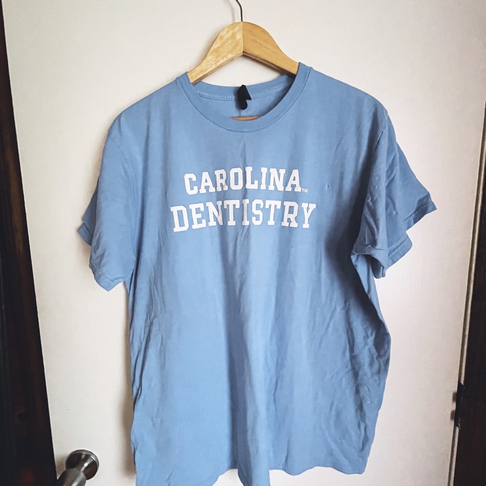 COPY - UNC Chapel Hill Carolina Dentistry shirt🩵